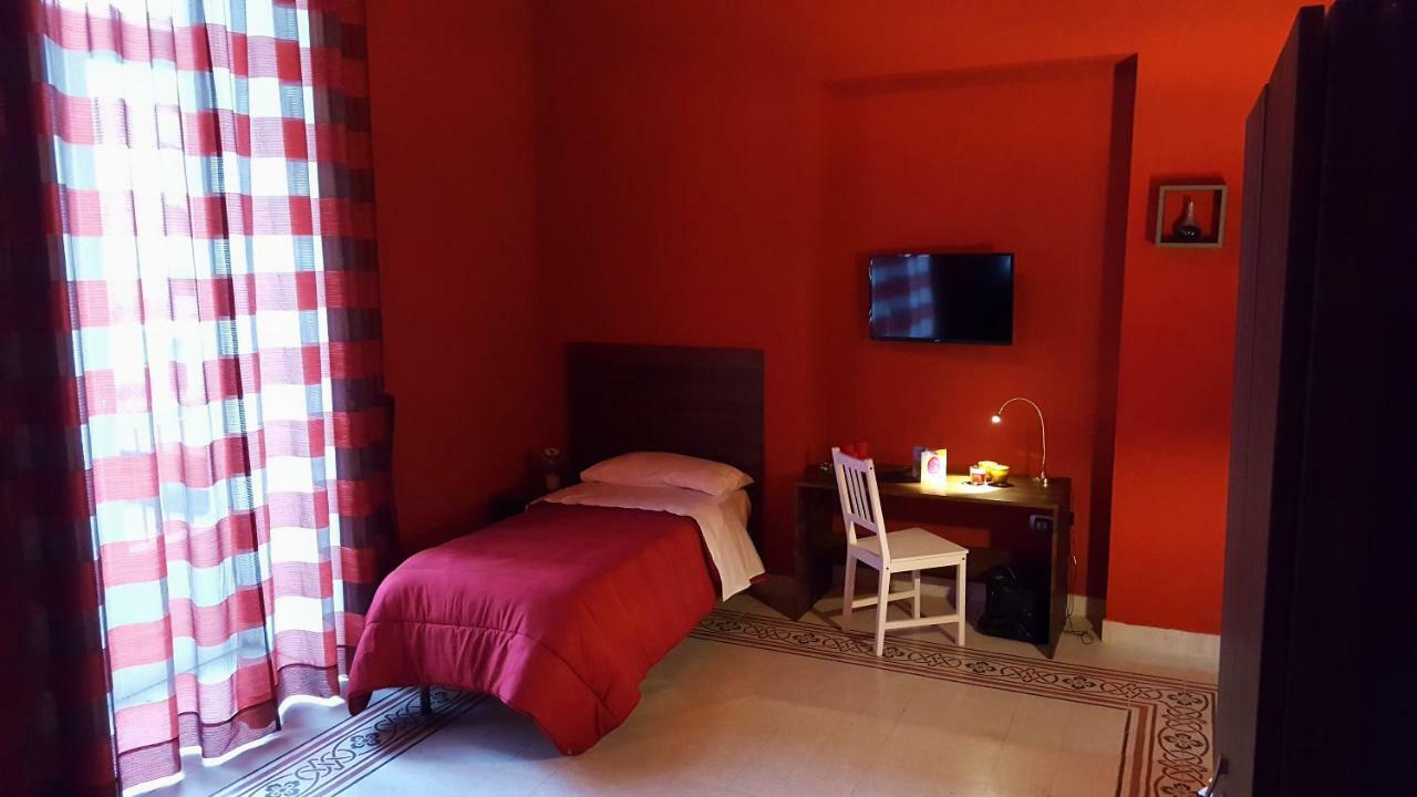 Holiday Naples Art Rooms Extérieur photo
