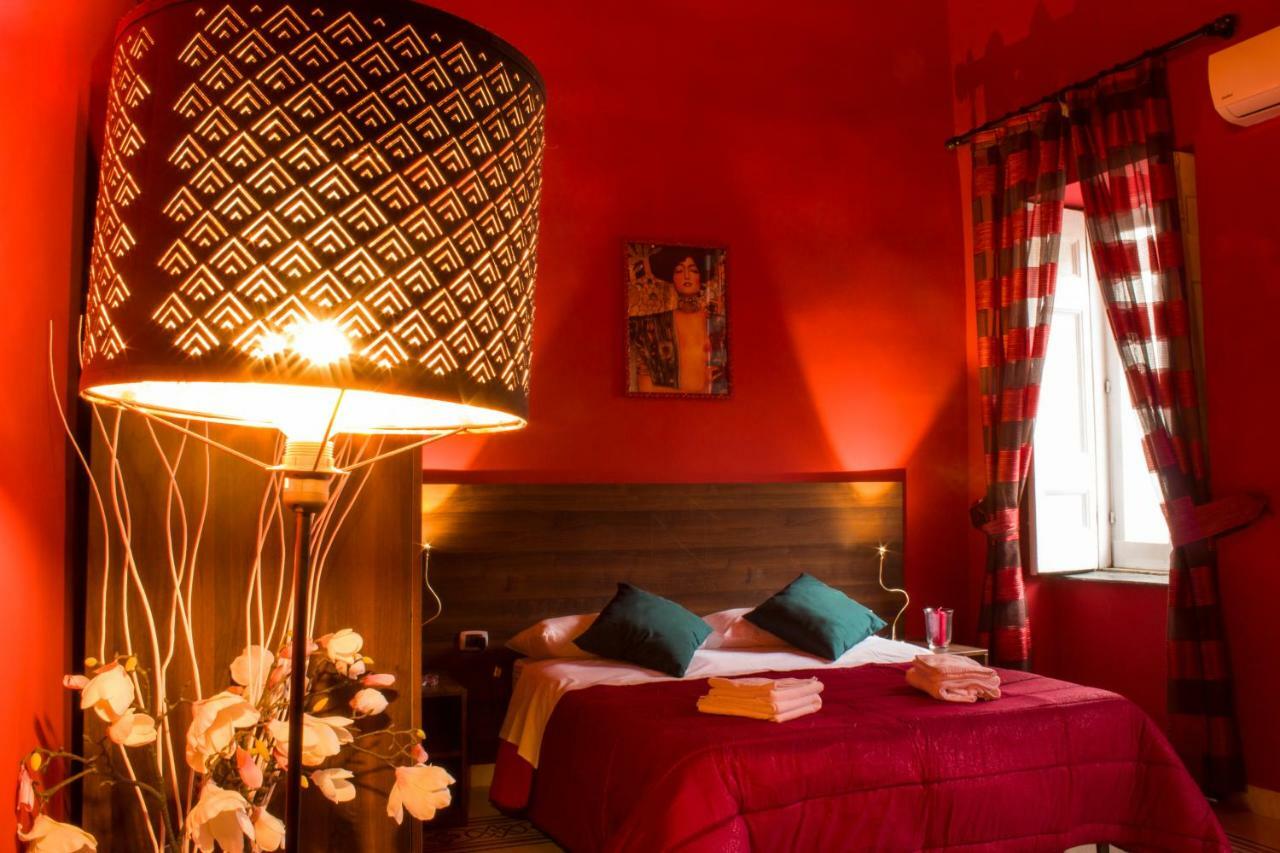 Holiday Naples Art Rooms Extérieur photo