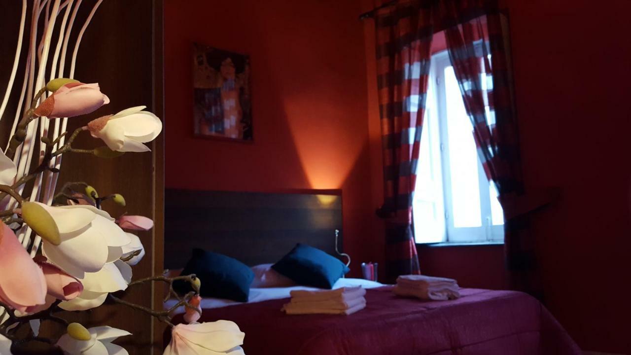 Holiday Naples Art Rooms Extérieur photo